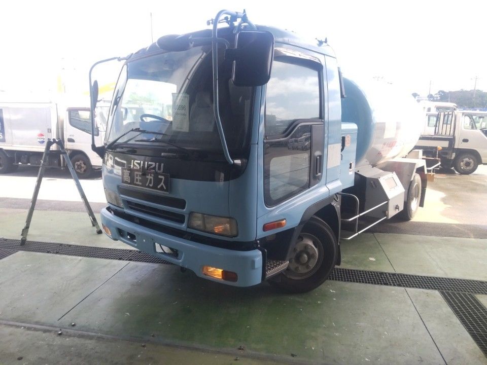 Japan Auction Vehicles 28 2006 Isuzu Forward auction photo