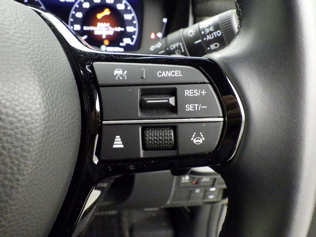 2024 Honda Stepwgn 4WD プレミアムライン auction photo 9