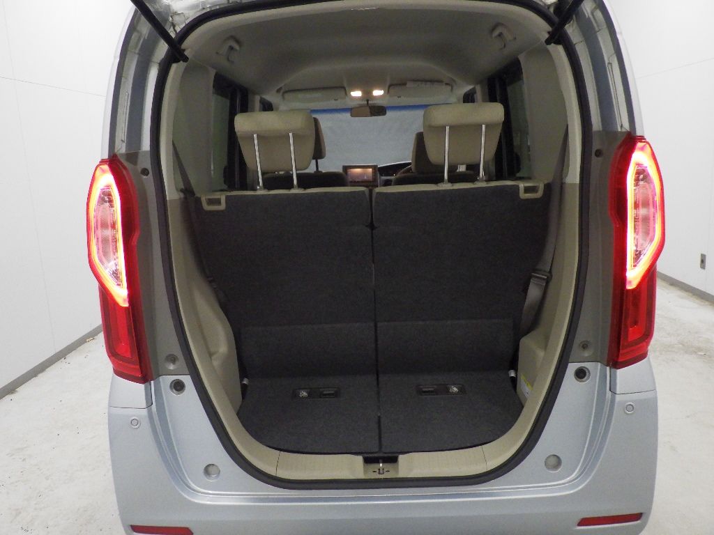 2019 Honda N-BOX G Lホンダセンシング auction photo 8