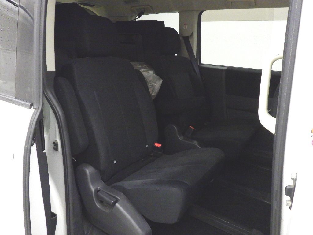 2014 Mitsubishi Delica D:5 4WD Dパワーパッケージ 7人 auction photo 7