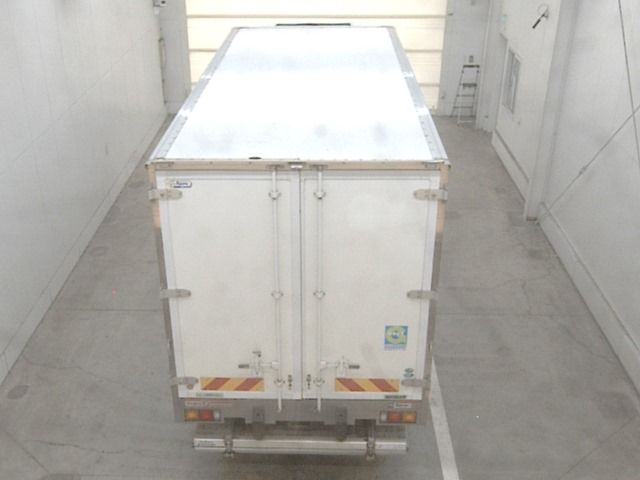 2021 Mitsubishi Fuso Fighter Refrigerated and frozen trucks auction photo 3