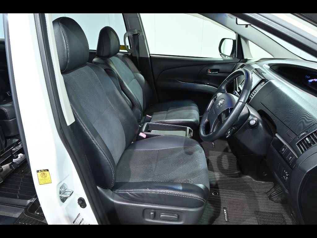 2014 Toyota Estima アエラスプレミアムエディション auction photo 6