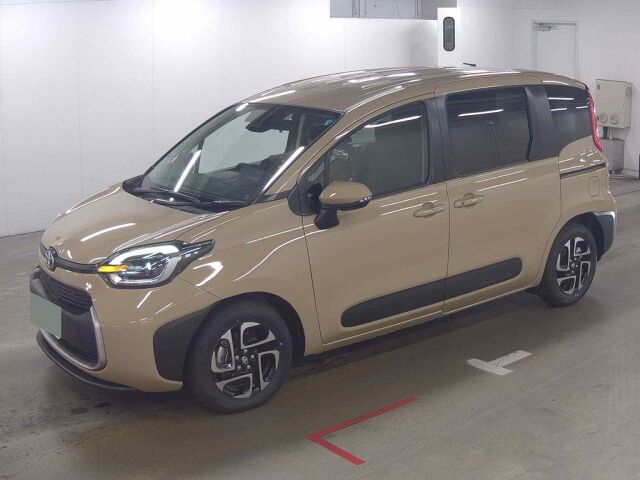 2026 Toyota Sienta Hybrid Z auction photo 4