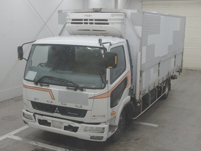 2013 Mitsubishi Fuso Fighter Refrigerated and frozen trucks Japan auction vehicle