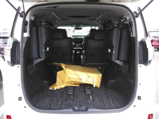 2017 Toyota Vellfire auction photo 10