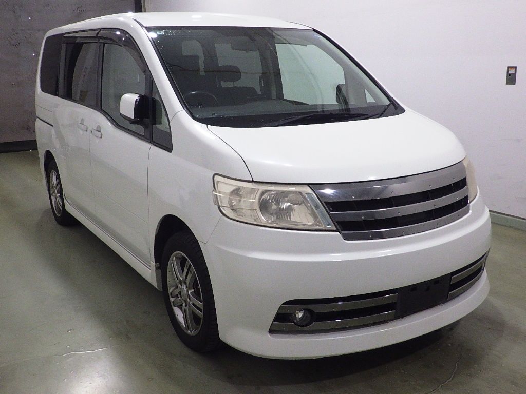 2006 Nissan Serena 4WD S Japan auction vehicle