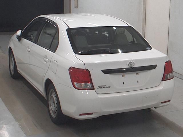 2014 Toyota Corolla Axio Kyoshusha auction photo 2