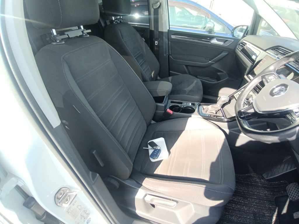 2017 Volkswagen VW ゴルフトゥーラン TSI Highline auction photo 10