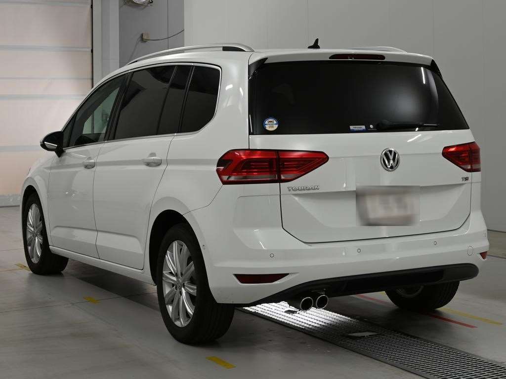 2017 Volkswagen VW ゴルフトゥーラン TSI Highline auction photo 6