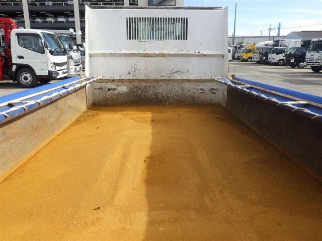 2012 Isuzu Elf フルフラットローダンプ auction photo 3