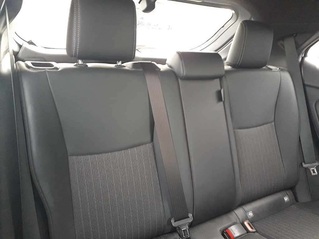 2023 Toyota Yaris Cross Z auction photo 11