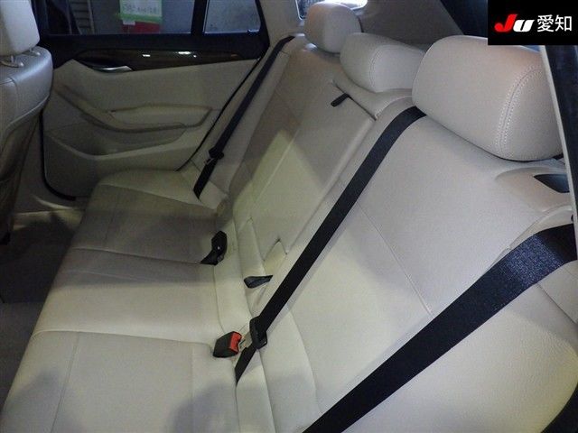 2011 BMW X1 sDrive 18i auction photo 4