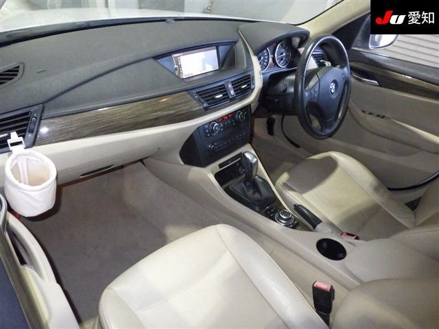 2011 BMW X1 sDrive 18i auction photo 3
