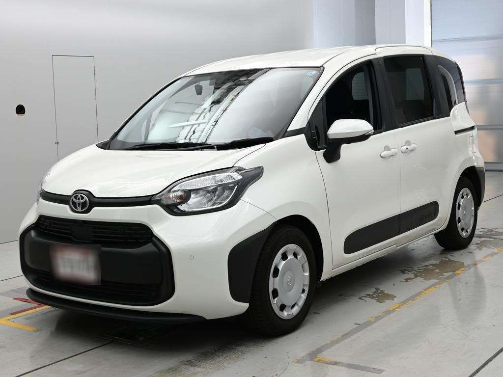 2024 Toyota Sienta G Japan auction vehicle