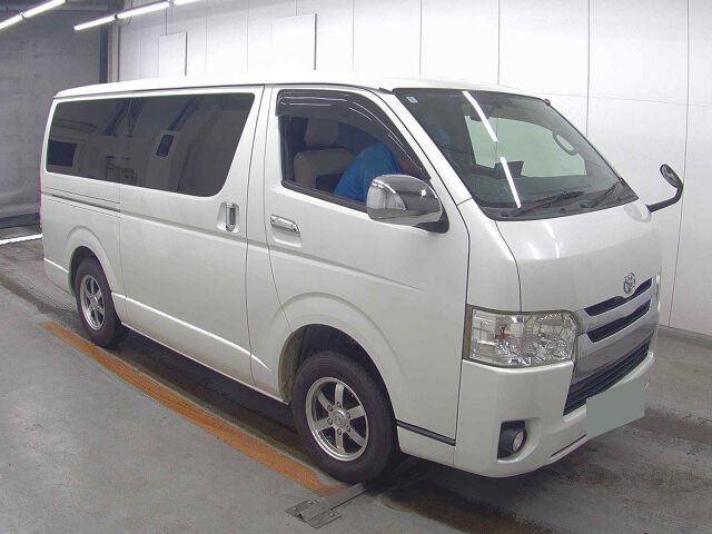 2014 Toyota Hiace Long Super GL 4WD Japan auction vehicle