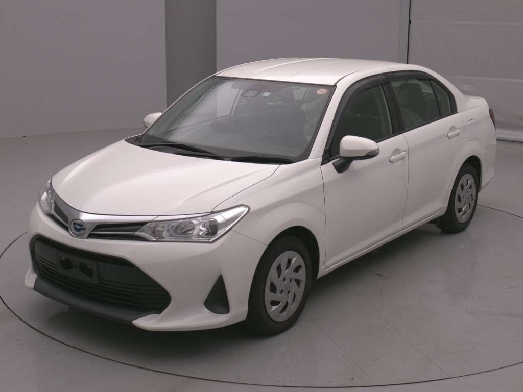 Japan Auction Vehicles 4 2021 Toyota Corolla Axio ハイブリッド EX auction photo