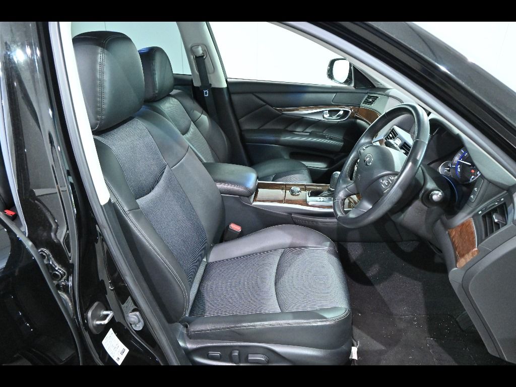 2015 Nissan Fuga 250GT Aパッケージ auction photo 6