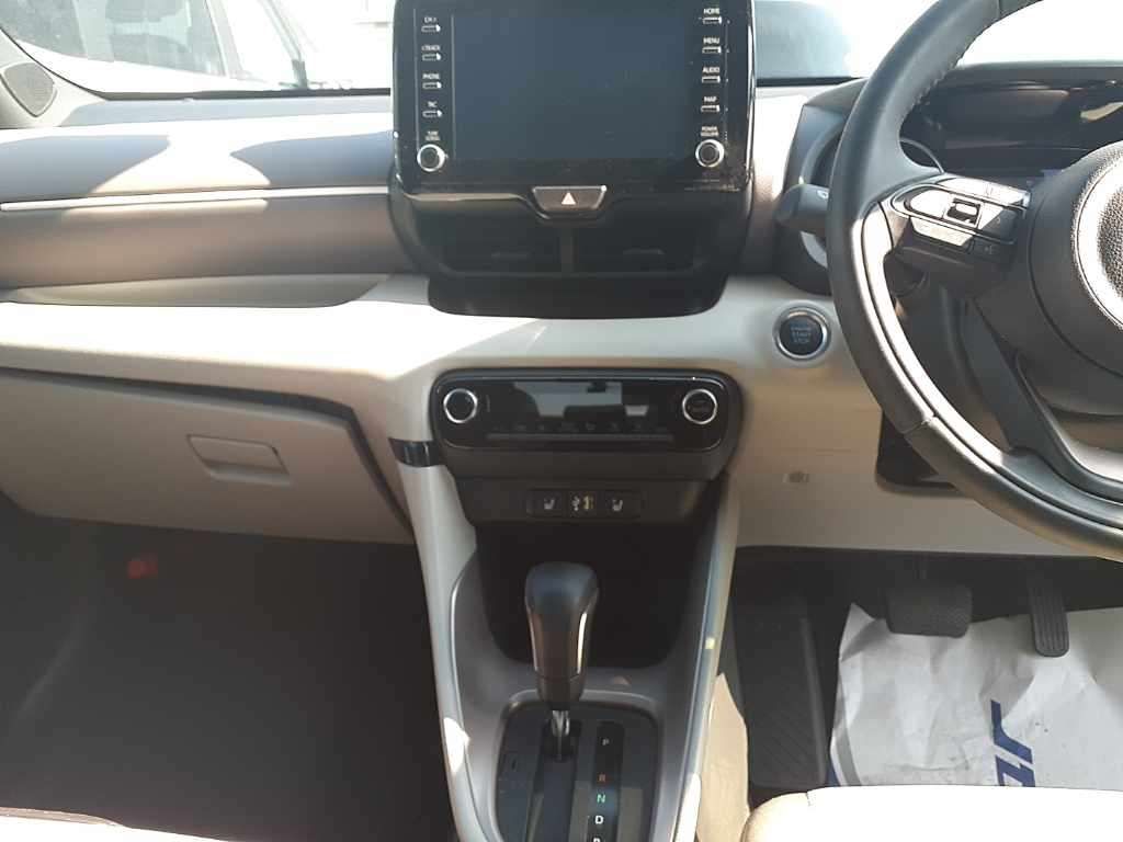 2021 Toyota Yaris Z auction photo 11