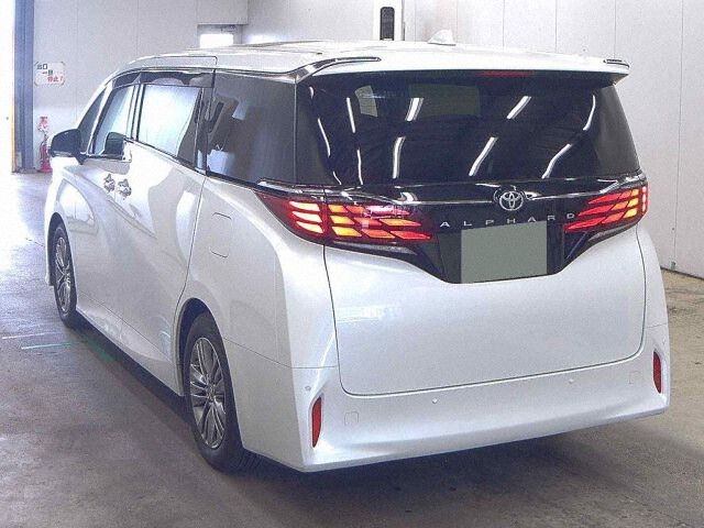 2024 Toyota Alphard Z auction photo 2