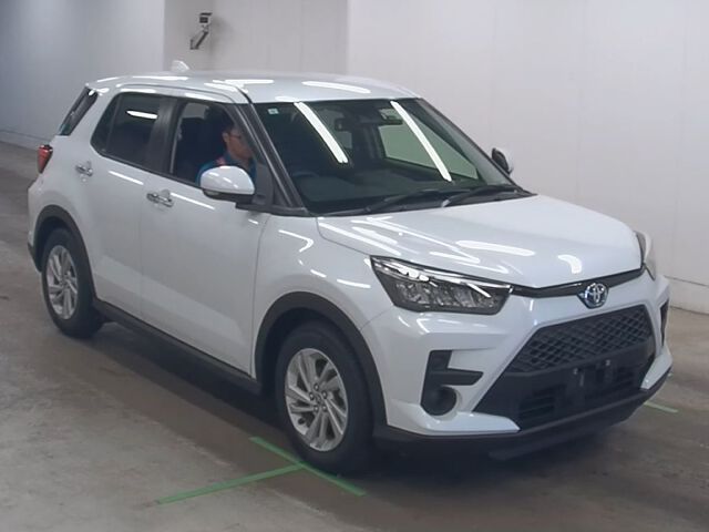 Japan Auction Vehicles 8 2022 Toyota Raize ハイブリッドG auction photo