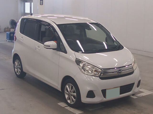 2018 Nissan Dayz X Mocha Selection Japan auction vehicle