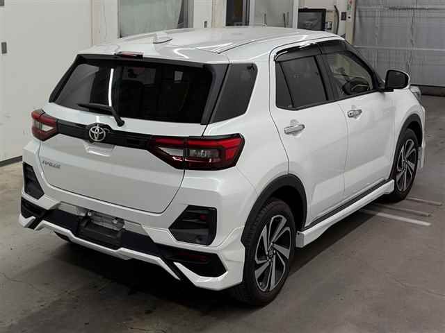 2023 Toyota Raize Z 4WD auction photo 5
