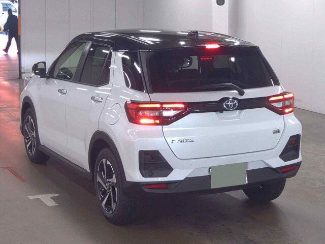 2026 Toyota Raize Hybrid Z Panora auction photo 2