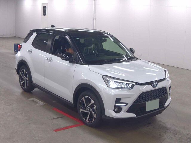 Japan Auction Vehicles 8 2026 Toyota Raize Hybrid Z Panora auction photo
