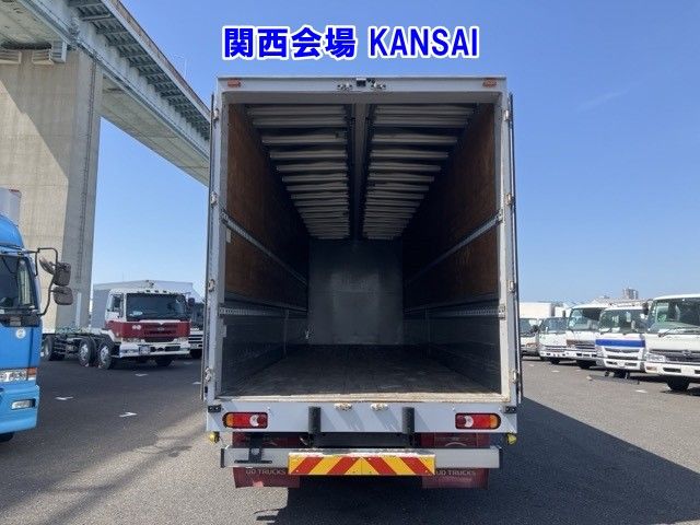 2019 Nissan Diesel クオン Aluminum Wing auction photo 3