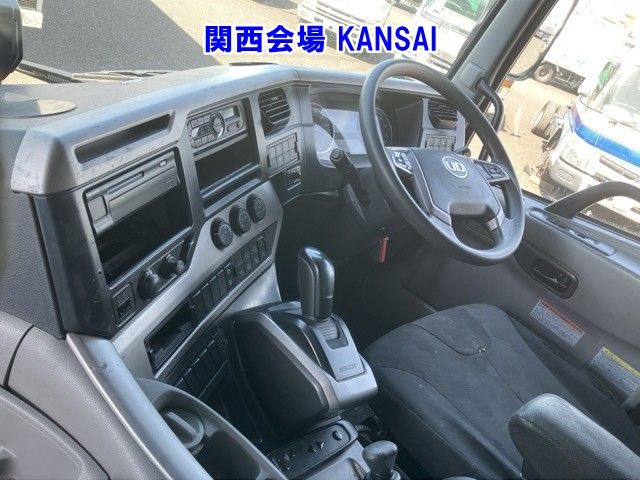 2019 Nissan Diesel クオン Aluminum Wing auction photo 5