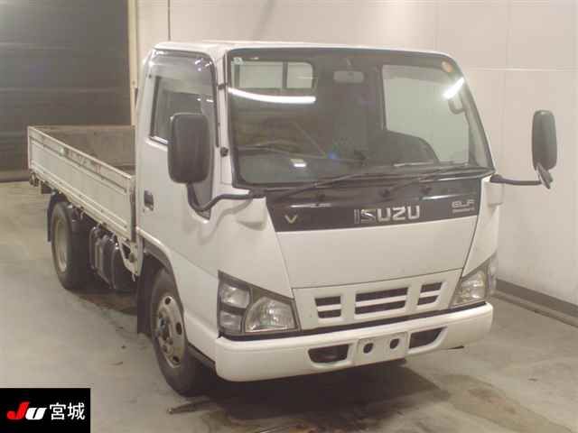 Japan Auction Vehicles 7 2006 Isuzu Elf 2t auction photo