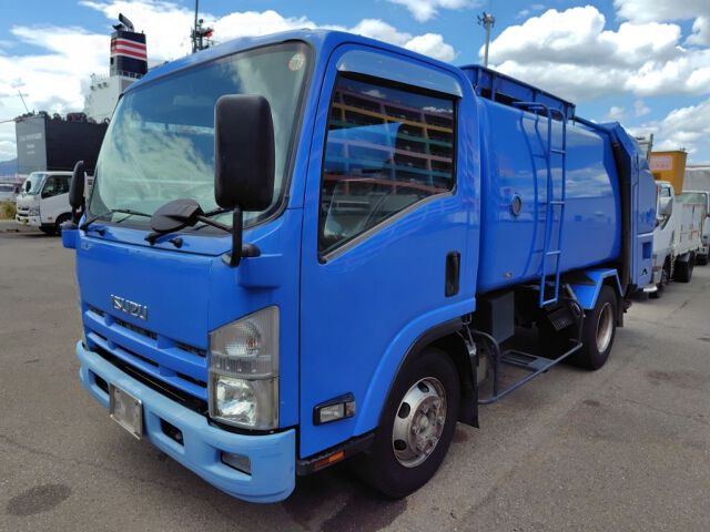 2012 Isuzu Elf Packer auction photo 4