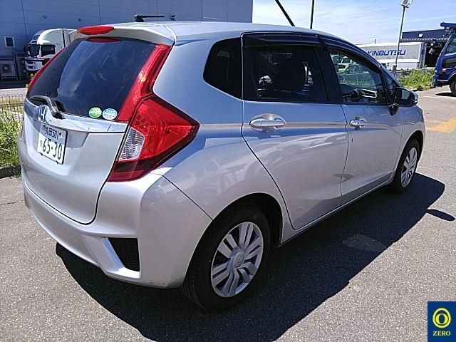 2016 Honda Fit 4WD auction photo 4