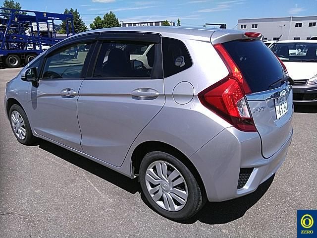 2016 Honda Fit 4WD auction photo 3