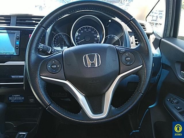 2016 Honda Fit 4WD auction photo 5