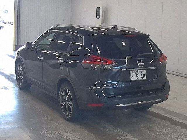 2018 Nissan X-Trail 20X 4WD auction photo 2