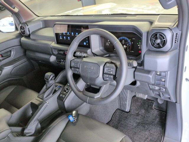 2026 Toyota ランドクルーザーFJ VX 4WD auction photo 3