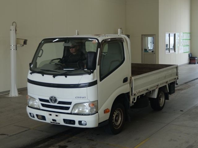 2013 Toyota Dyna Hira Japan auction vehicle