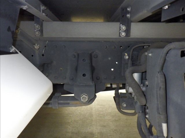 2020 Isuzu Elf Refrigerated and frozen trucks auction photo 5
