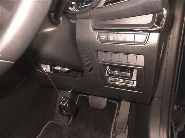 2022 Mazda 3ファストバック 15S Touring auction photo 8