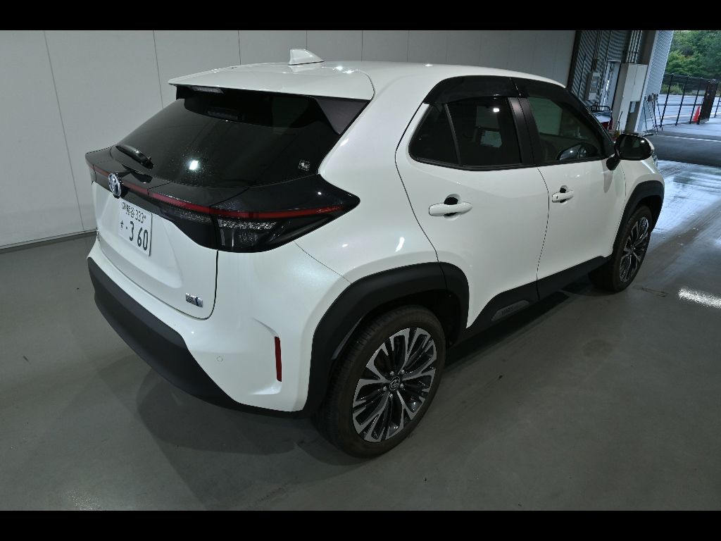 2022 Toyota Yaris Cross ハイブリッドZ auction photo 2