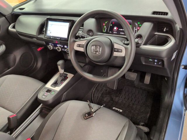 2021 Honda Fit EHEVベーシック auction photo 3