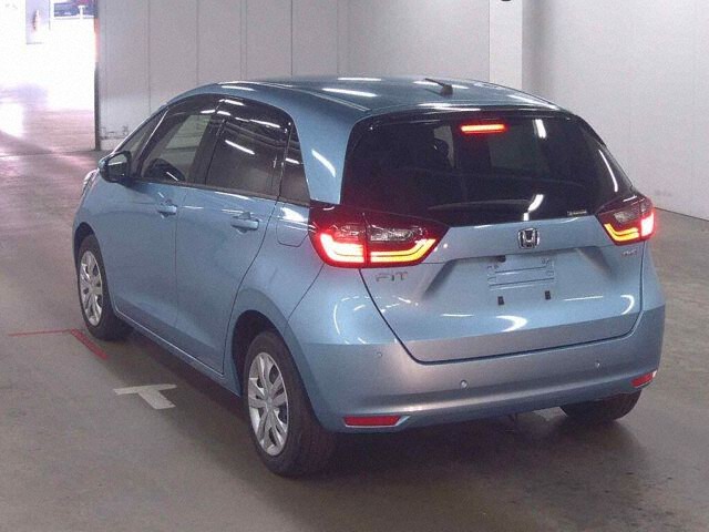 2021 Honda Fit EHEVベーシック auction photo 2
