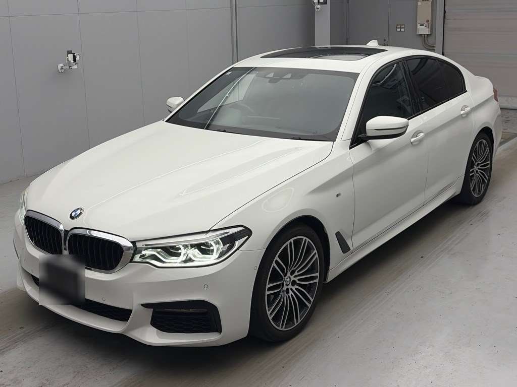 Japan Auction Vehicles 4 2019 BMW 5 Series auction photo
