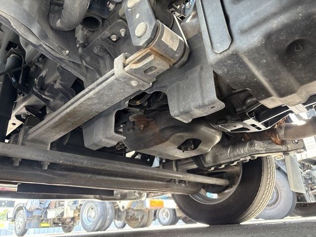 2020 Hino Dutro Loader auction photo 11