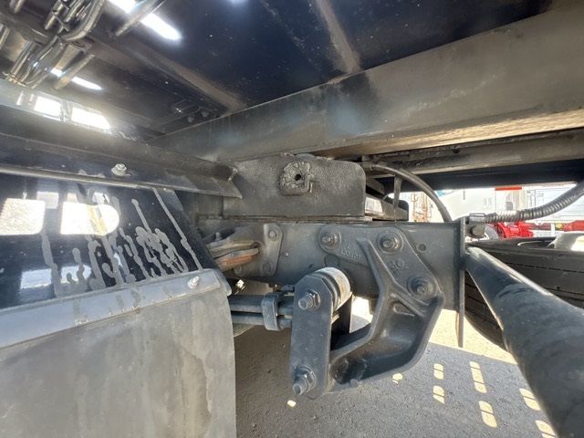 2020 Hino Dutro Loader auction photo 14
