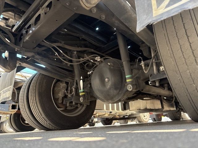 2020 Hino Dutro Loader auction photo 10