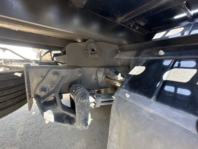 2020 Hino Dutro Loader auction photo 16