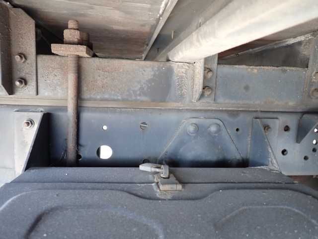 2005 Isuzu Elf 2.0T ドライバン auction photo 8