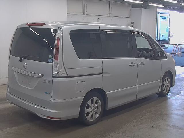 2012 Nissan Serena auction photo 5